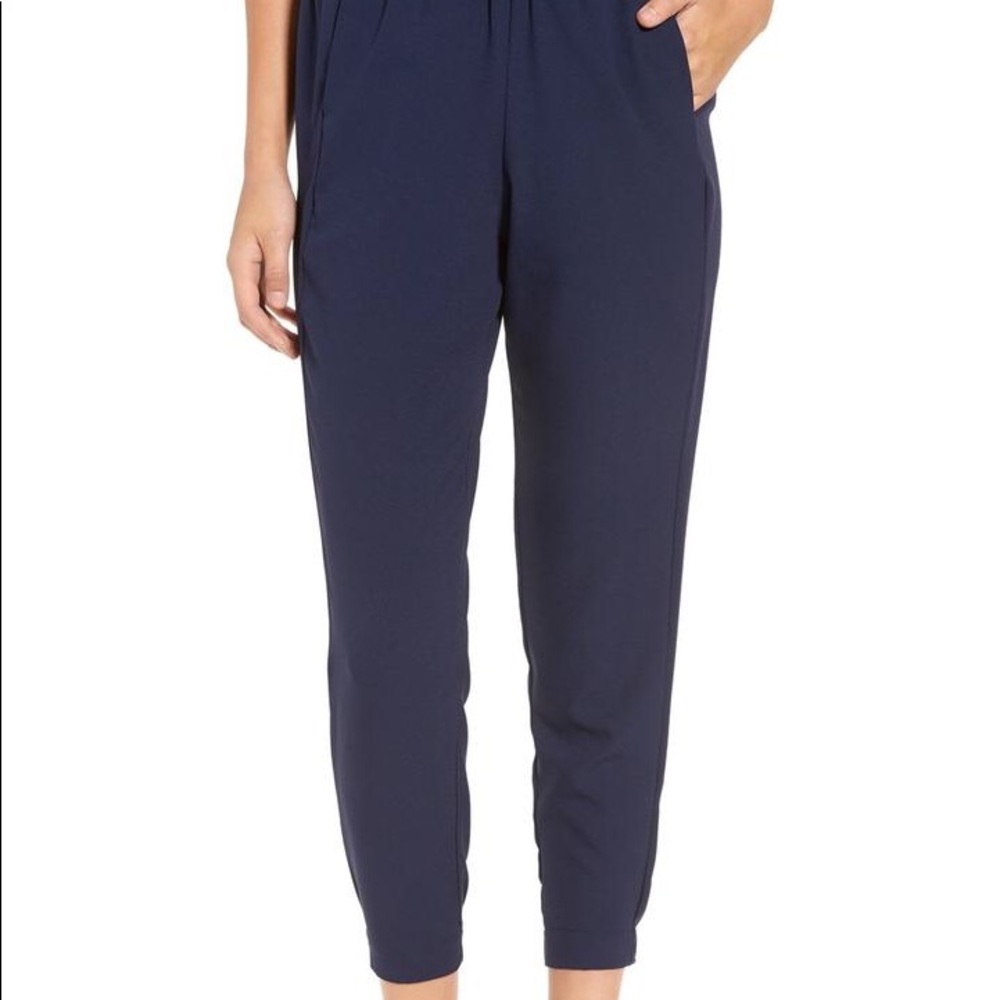 WAYF navy jogger pants - Size M